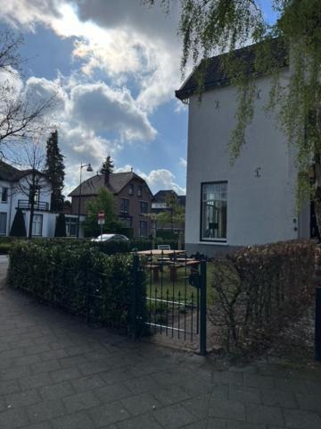 Luxe Kamer In Stadsvilla, Gratis Parkeren! Apeldoorn Exterior foto
